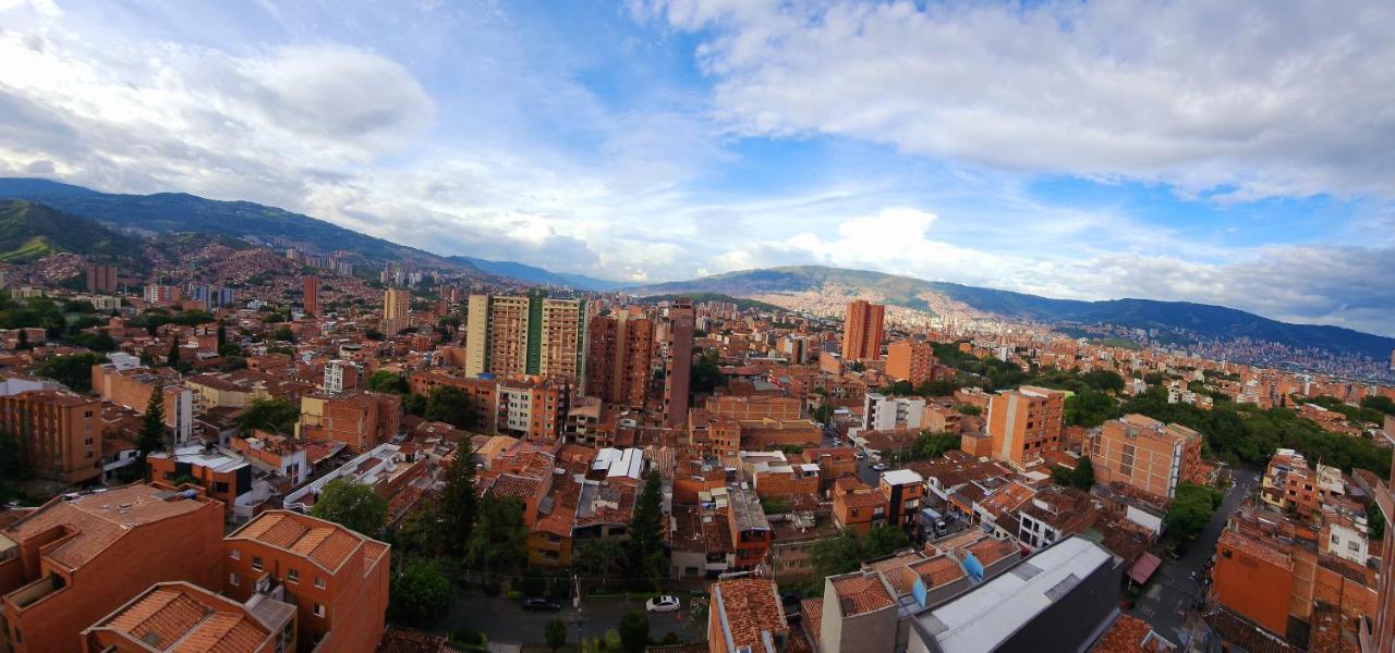 Apartamento Apartamento Con Parqueadero Y Vista A La Ciudad Medellín Exterior foto